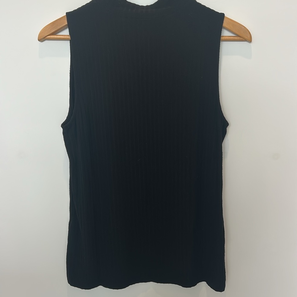 White House Black Market Classic Black Sleeveless Top - Picture 3 of 3